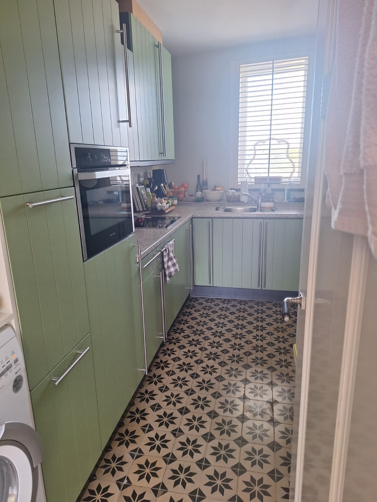 Zijdeglans gespoten keuken